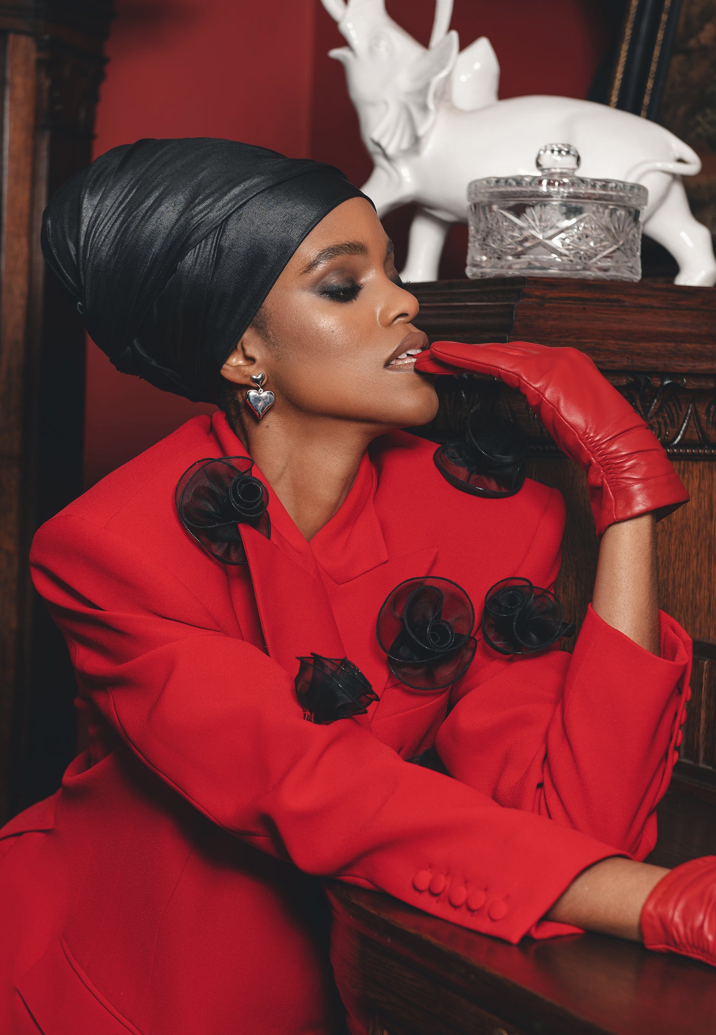 ADORE EARRINGS SILVER